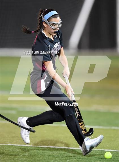 Thumbnail 2 in Mamaroneck vs. Scarsdale (Section 1 Class A Final) photogallery.