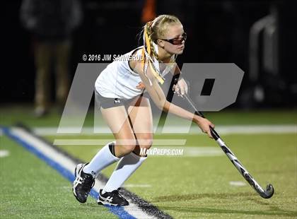 Thumbnail 1 in Mamaroneck vs. Scarsdale (Section 1 Class A Final) photogallery.