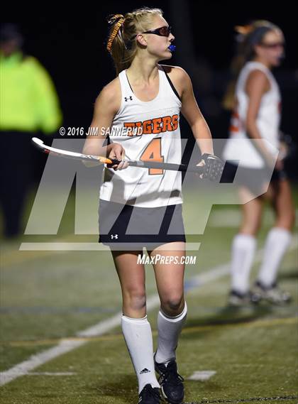Thumbnail 2 in Mamaroneck vs. Scarsdale (Section 1 Class A Final) photogallery.