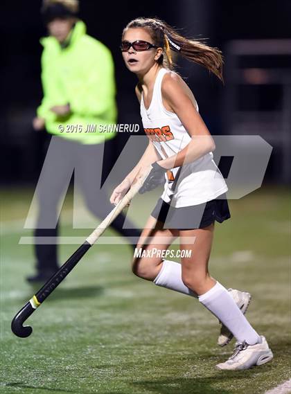 Thumbnail 1 in Mamaroneck vs. Scarsdale (Section 1 Class A Final) photogallery.