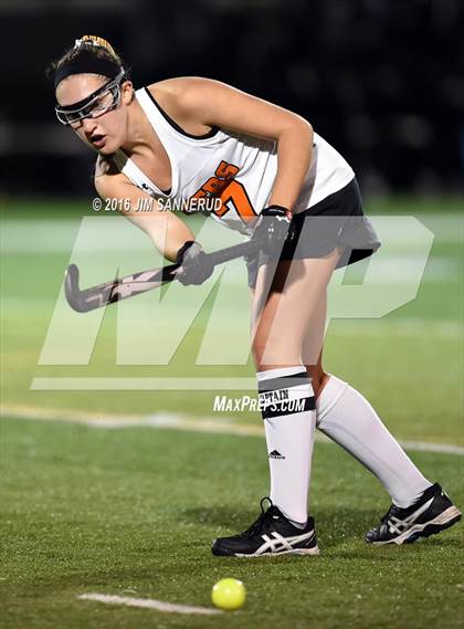 Thumbnail 3 in Mamaroneck vs. Scarsdale (Section 1 Class A Final) photogallery.