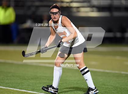 Thumbnail 2 in Mamaroneck vs. Scarsdale (Section 1 Class A Final) photogallery.