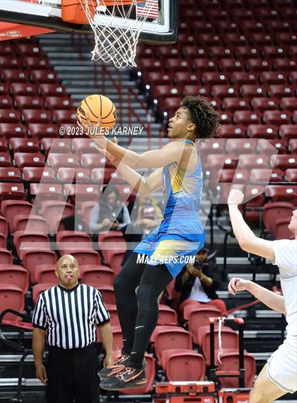 Thumbnail 2 in Democracy Prep vs Meadows (NIAA 2A State Finals) photogallery.