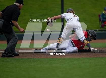 Thumbnail 3 in Flatirons Academy vs. Haxtun  (CHSAA 1A State - Final) photogallery.