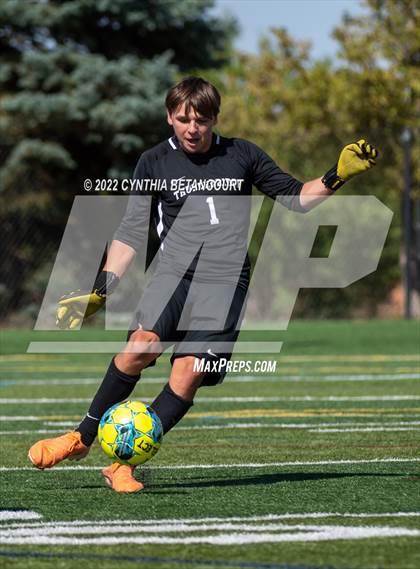 Thumbnail 3 in Highlands Ranch vs Aurora Central photogallery.