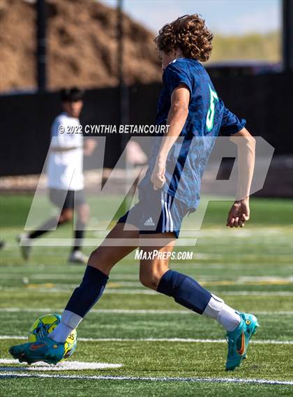 Thumbnail 3 in Highlands Ranch vs Aurora Central photogallery.