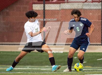 Thumbnail 3 in Highlands Ranch vs Aurora Central photogallery.