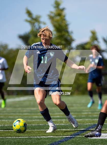 Thumbnail 3 in Highlands Ranch vs Aurora Central photogallery.