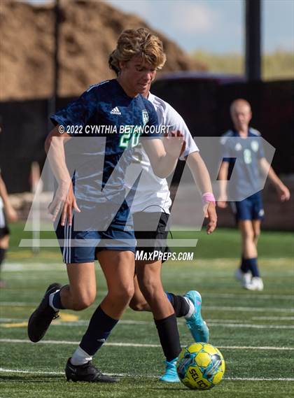 Thumbnail 3 in Highlands Ranch vs Aurora Central photogallery.