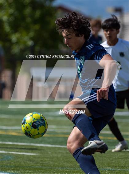 Thumbnail 3 in Highlands Ranch vs Aurora Central photogallery.