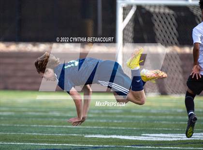 Thumbnail 2 in Highlands Ranch vs Aurora Central photogallery.
