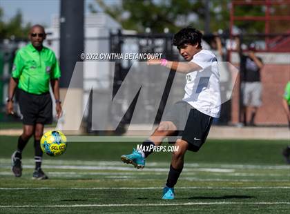 Thumbnail 2 in Highlands Ranch vs Aurora Central photogallery.