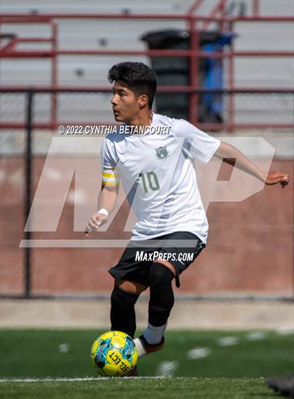 Thumbnail 3 in Highlands Ranch vs Aurora Central photogallery.