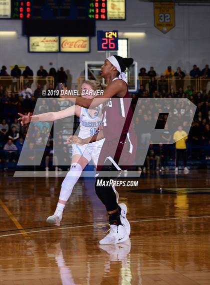Thumbnail 3 in Ossining vs. Ursuline (Section 1 Class AA Final) photogallery.