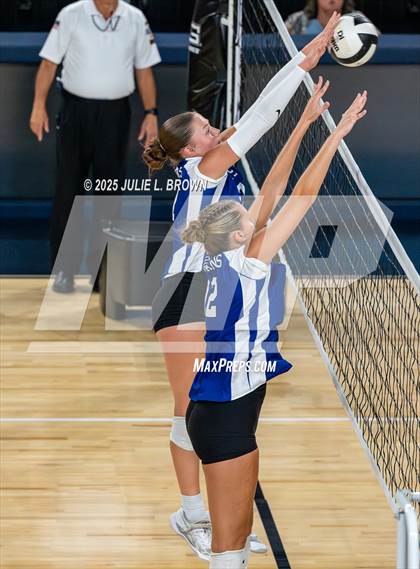 Thumbnail 2 in Indianapolis Bishop Chatard @ New Castle photogallery.