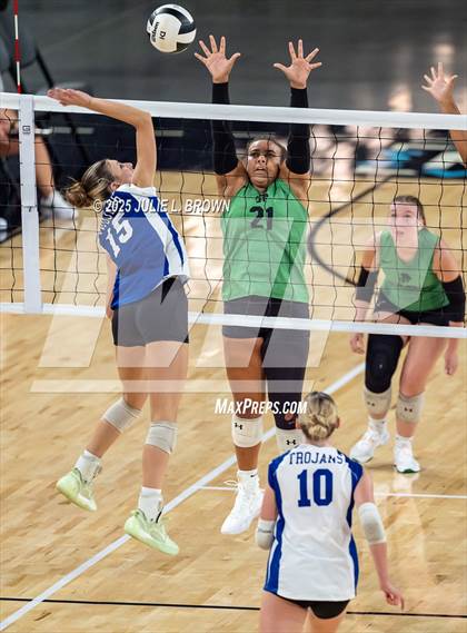 Thumbnail 2 in Indianapolis Bishop Chatard @ New Castle photogallery.