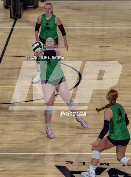 Thumbnail 3 in Indianapolis Bishop Chatard @ New Castle photogallery.
