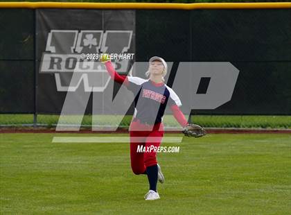 Thumbnail 2 in Terre Haute North Vigo @ Avon photogallery.