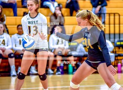 Thumbnail 3 in Olathe Northwest @ Shawnee Mission West photogallery.