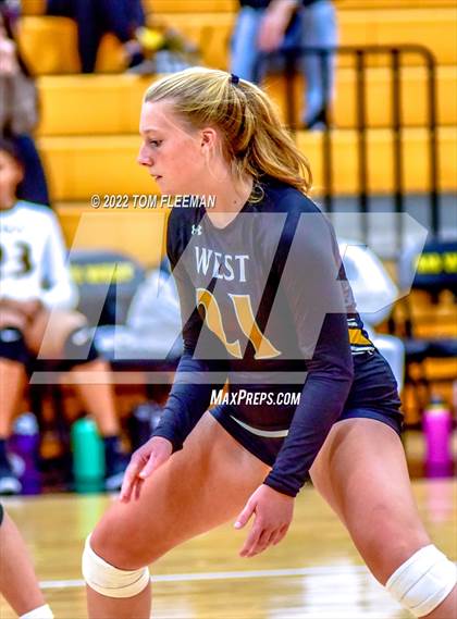 Thumbnail 2 in Olathe Northwest @ Shawnee Mission West photogallery.