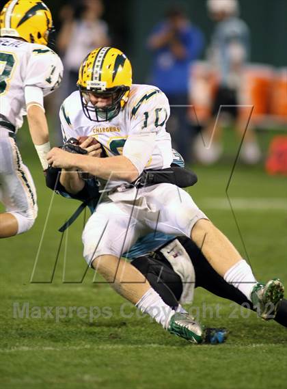 Thumbnail 3 in Edison vs. Villa Park CIF SS - Southwest Division Championship photogallery.