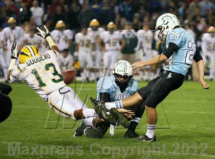 Thumbnail 3 in Edison vs. Villa Park CIF SS - Southwest Division Championship photogallery.