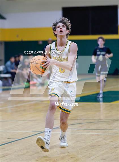 Thumbnail 3 in JV: Trinity Catholic @ Forest photogallery.