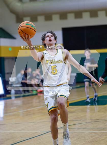 Thumbnail 1 in JV: Trinity Catholic @ Forest photogallery.