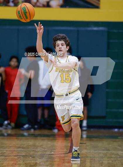 Thumbnail 1 in JV: Trinity Catholic @ Forest photogallery.