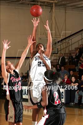 Thumbnail 1 in Hart vs. Santa Margarita (Larry Doyle O.C. Championship) photogallery.