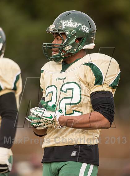 Thumbnail 2 in Central vs. Loudoun Valley (VHSL 3A Quarterfinal) photogallery.
