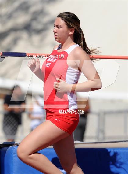 Thumbnail 3 in 50th Asics Laguna Beach Trophy Invitational (High Jump) photogallery.