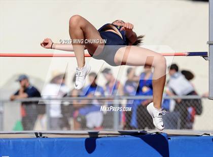 Thumbnail 3 in 50th Asics Laguna Beach Trophy Invitational (High Jump) photogallery.