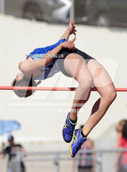 Thumbnail 2 in 50th Asics Laguna Beach Trophy Invitational (High Jump) photogallery.
