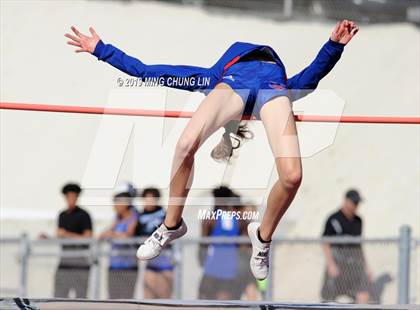Thumbnail 1 in 50th Asics Laguna Beach Trophy Invitational (High Jump) photogallery.
