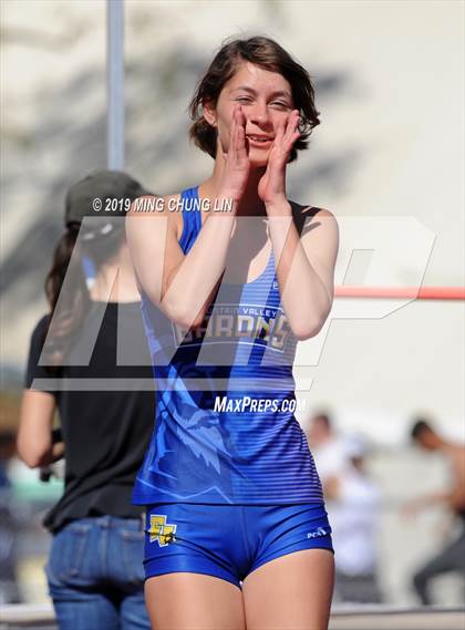 Thumbnail 2 in 50th Asics Laguna Beach Trophy Invitational (High Jump) photogallery.