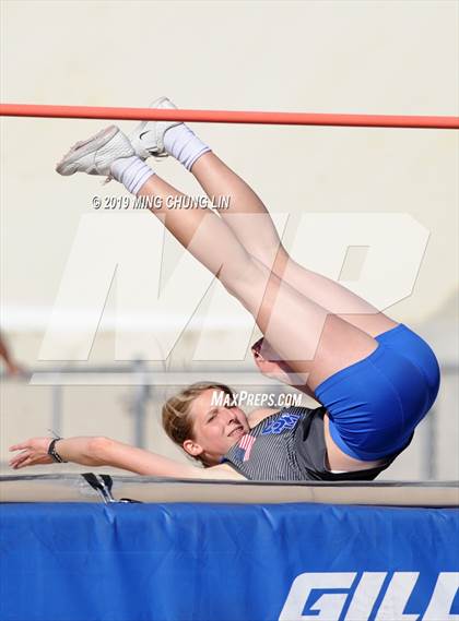 Thumbnail 2 in 50th Asics Laguna Beach Trophy Invitational (High Jump) photogallery.