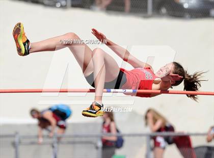 Thumbnail 2 in 50th Asics Laguna Beach Trophy Invitational (High Jump) photogallery.