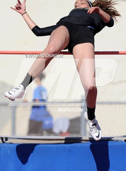 Thumbnail 3 in 50th Asics Laguna Beach Trophy Invitational (High Jump) photogallery.