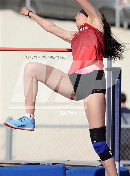 Thumbnail 1 in 50th Asics Laguna Beach Trophy Invitational (High Jump) photogallery.