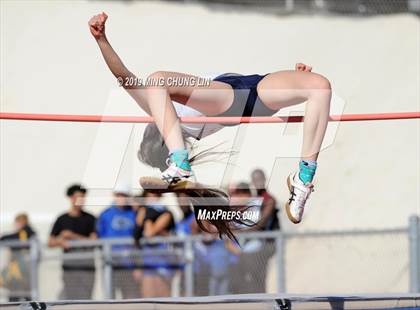 Thumbnail 3 in 50th Asics Laguna Beach Trophy Invitational (High Jump) photogallery.