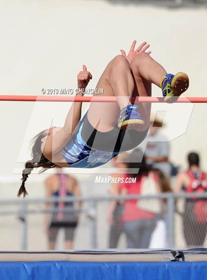 Thumbnail 1 in 50th Asics Laguna Beach Trophy Invitational (High Jump) photogallery.