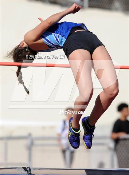 Thumbnail 3 in 50th Asics Laguna Beach Trophy Invitational (High Jump) photogallery.