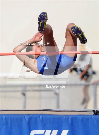 Thumbnail 3 in 50th Asics Laguna Beach Trophy Invitational (High Jump) photogallery.