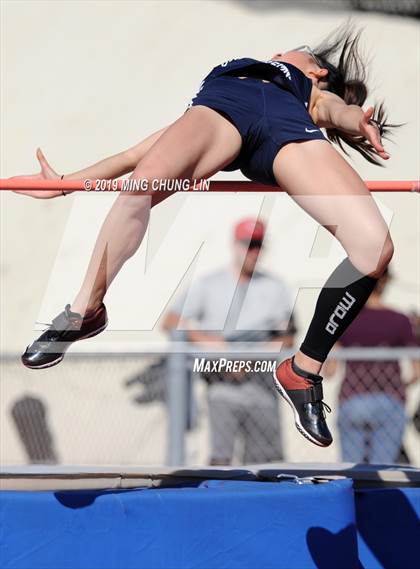Thumbnail 1 in 50th Asics Laguna Beach Trophy Invitational (High Jump) photogallery.