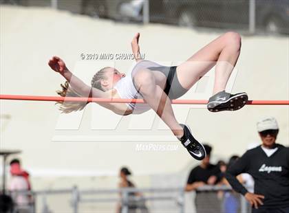Thumbnail 2 in 50th Asics Laguna Beach Trophy Invitational (High Jump) photogallery.