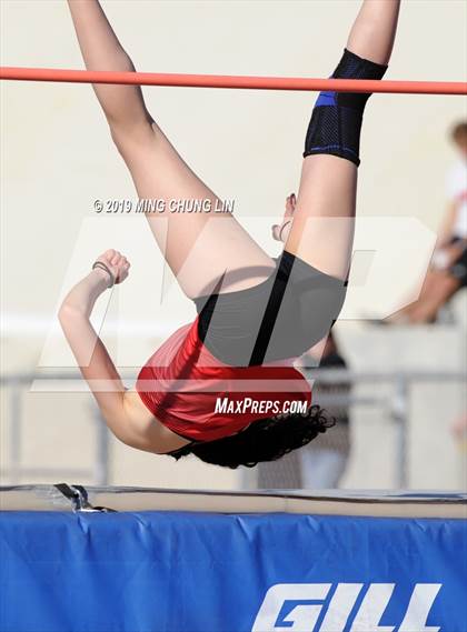 Thumbnail 1 in 50th Asics Laguna Beach Trophy Invitational (High Jump) photogallery.