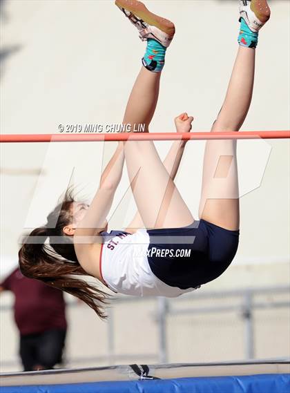 Thumbnail 1 in 50th Asics Laguna Beach Trophy Invitational (High Jump) photogallery.
