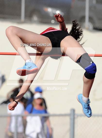 Thumbnail 2 in 50th Asics Laguna Beach Trophy Invitational (High Jump) photogallery.