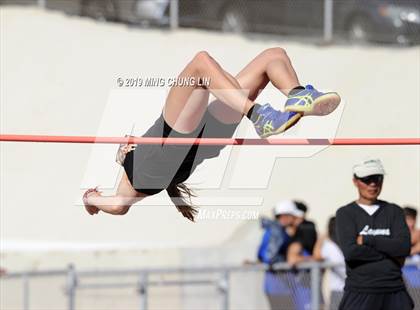 Thumbnail 2 in 50th Asics Laguna Beach Trophy Invitational (High Jump) photogallery.